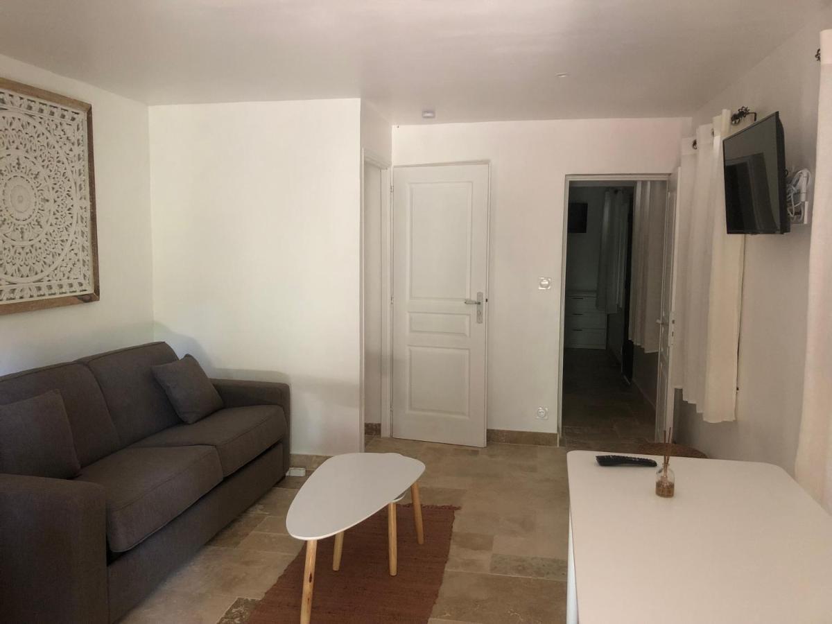 Ferienwohnung Les Mazets De La Cascade Salernes Exterior foto