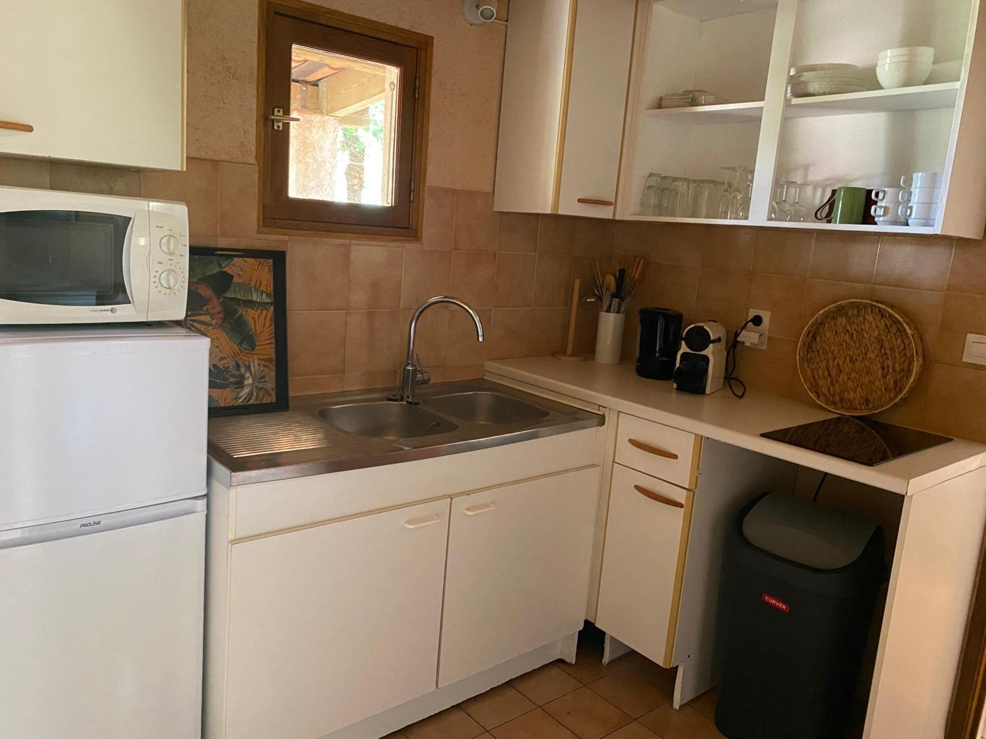 Ferienwohnung Les Mazets De La Cascade Salernes Zimmer foto